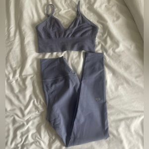Alo sports bra and leggings (xs bottom, s top)